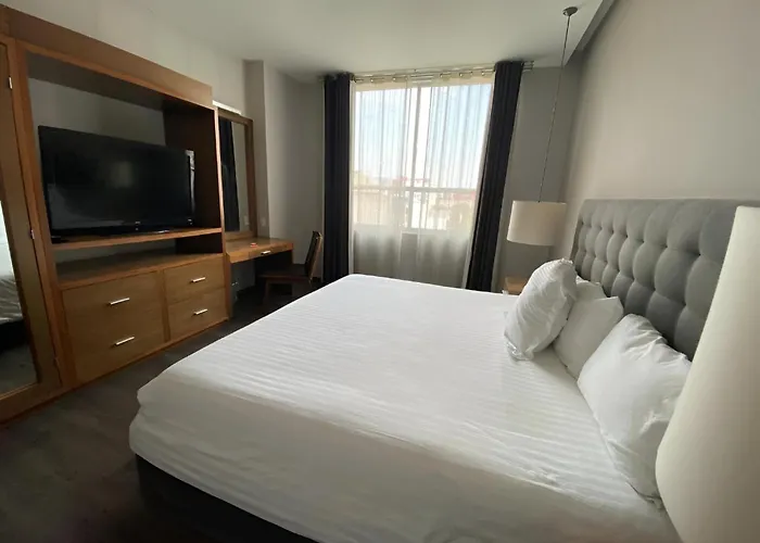 Hotel Del Angel 5*