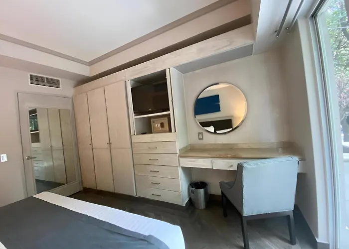 Del Angel 5*